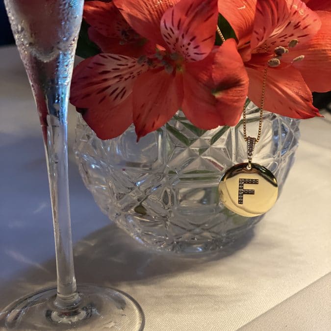 lemavie com br brinco cristais oval rosa claro e vermelho no banho ouro 18k 1