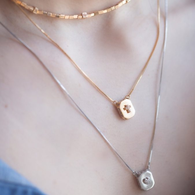 lemavie com br brinco palito duo color no banho de rodio e ouro 18k 1