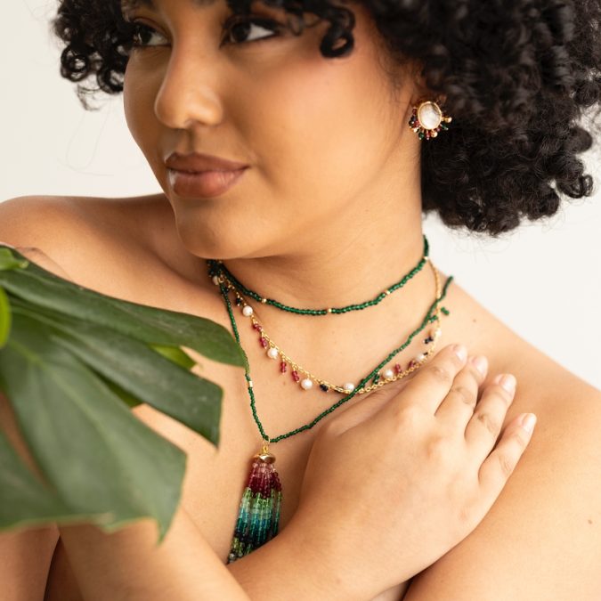 lemavie com br chocker cristais esmeralda com bolinha no banho de ouro 18k